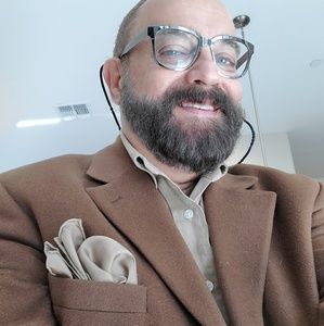 Meet your Posher, Frank